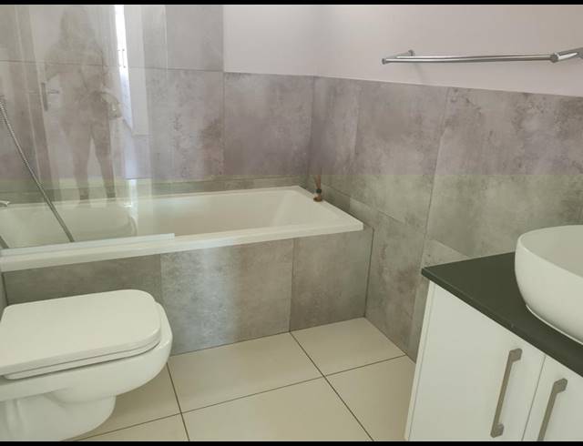 2 BEDROOM APARTMENT FOR SALE IN BEDFORDVIEW